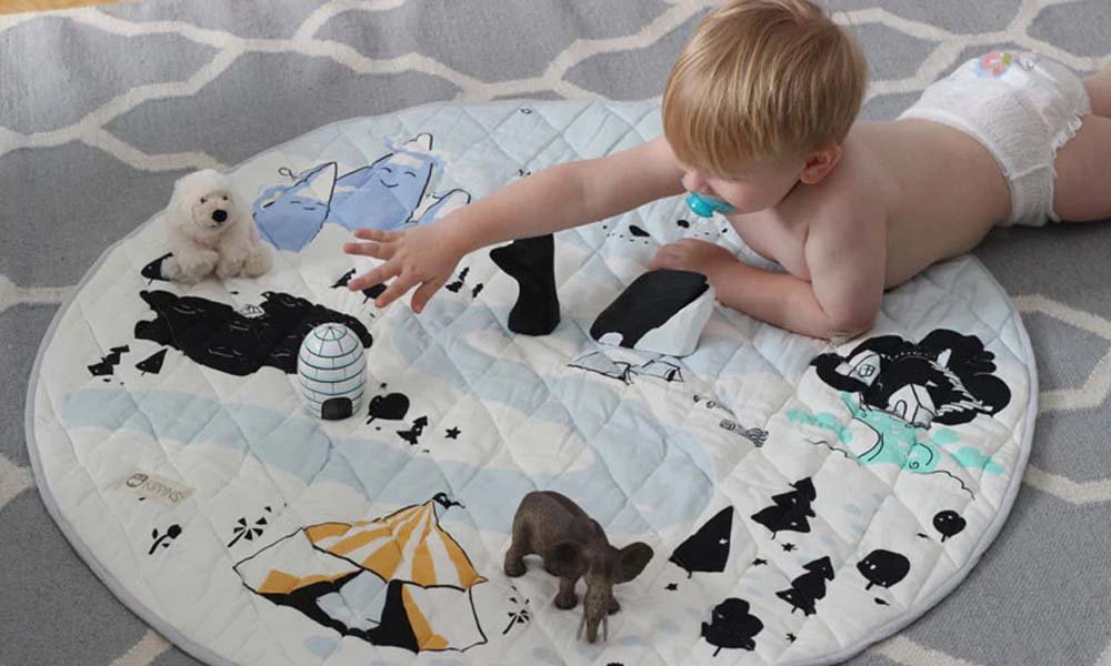 Tummy Time and Crawling Benefits of a Baby Play Mat