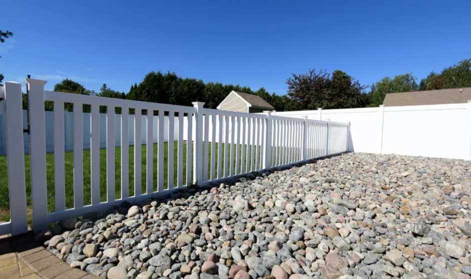 The Time of Year To Buy a Fence